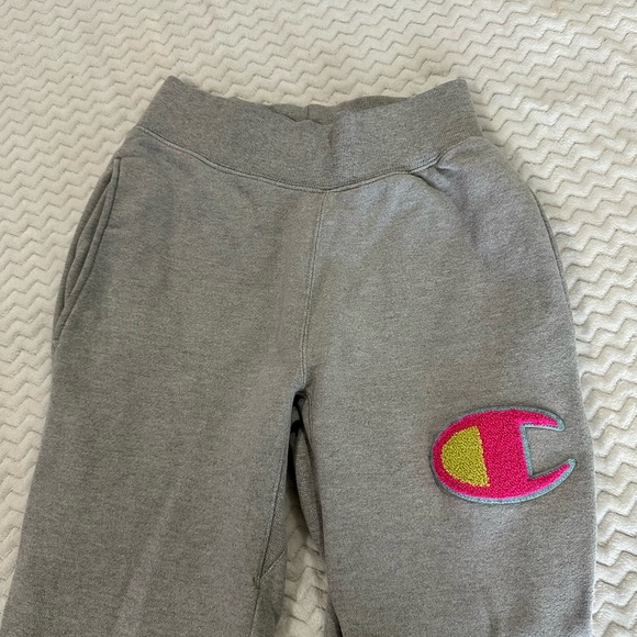 Women’s Champion jogger crew set. Used w/small stain on sweater. XS - Picture 3 of 7